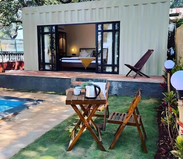 اتاق استاندارد, Coocasa