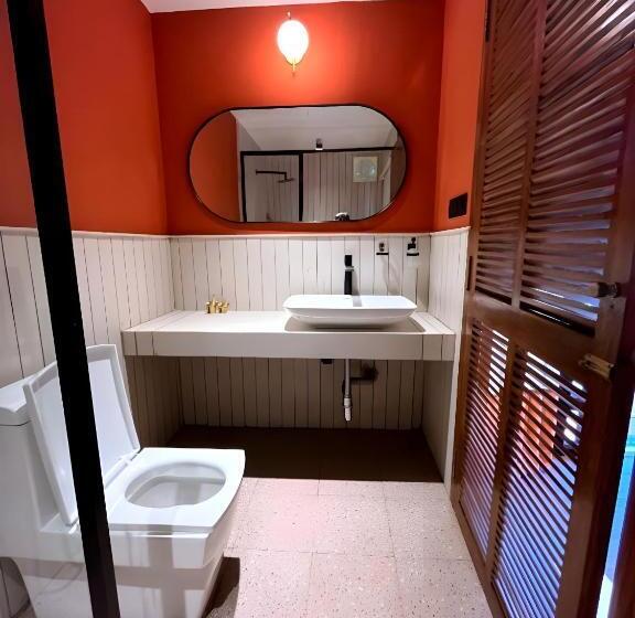 اتاق استاندارد, Coocasa