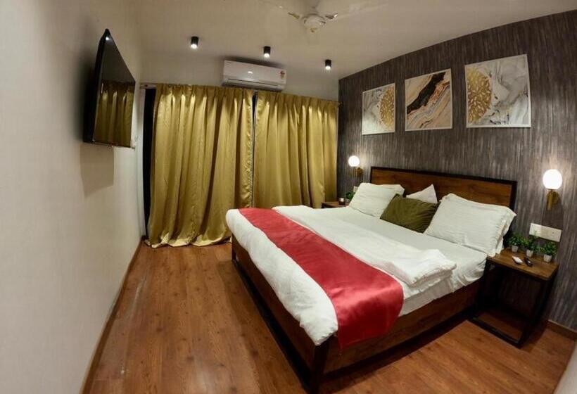 اتاق استاندارد با تخت بزرگ, Coocasa