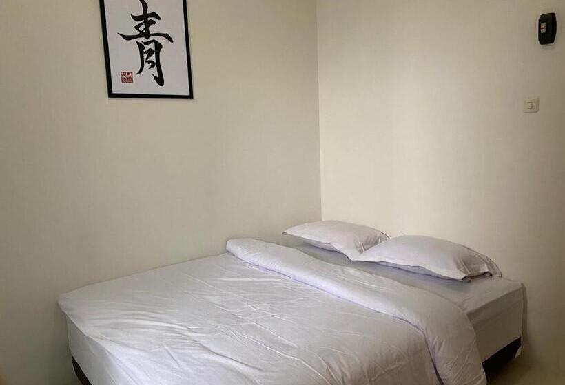 디럭스 룸, Padekosan