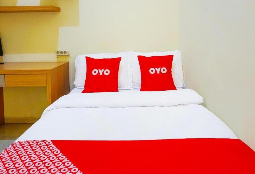 Номер Deluxe, Oyo Flagship 90723 Khalifi House Malang