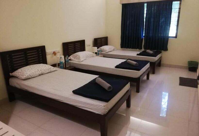 基本三人间, Verandah Solitude By The Sea Homestay