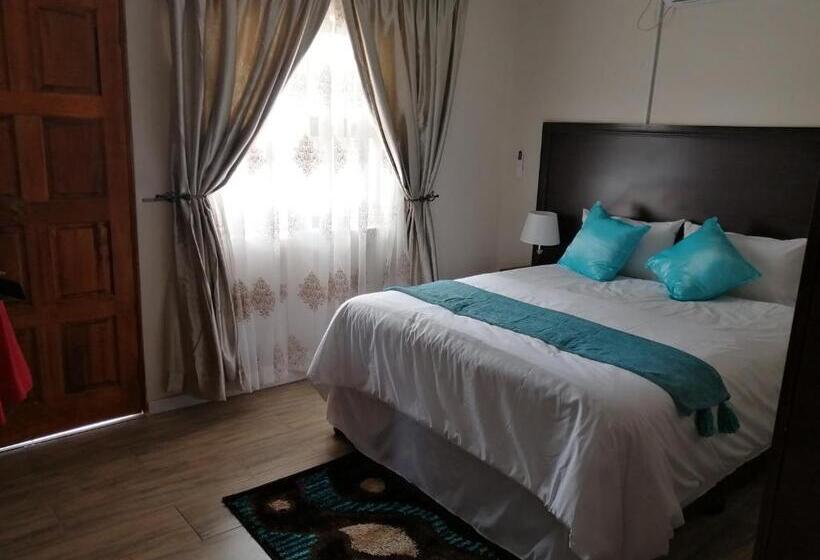 اتاق لوکس, Lala Poa Guest House