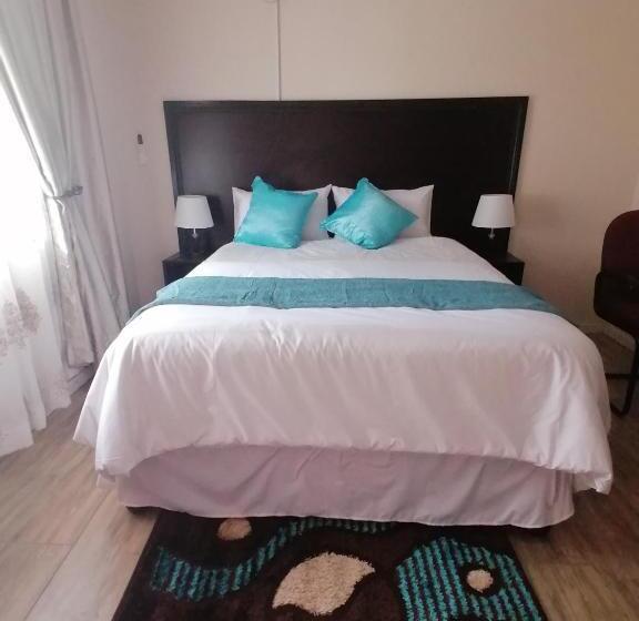 اتاق لوکس, Lala Poa Guest House