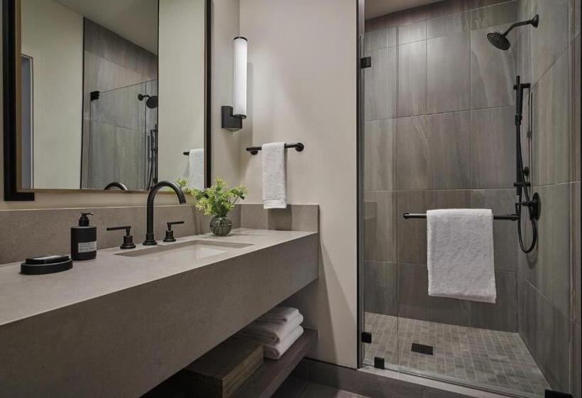 Апартаменты 1 Спальня, Pendry Park City