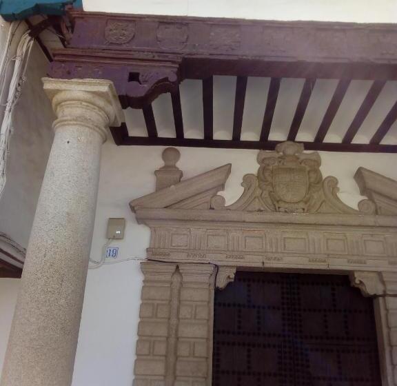 Дом 4 Спальни, Casa De Comedias