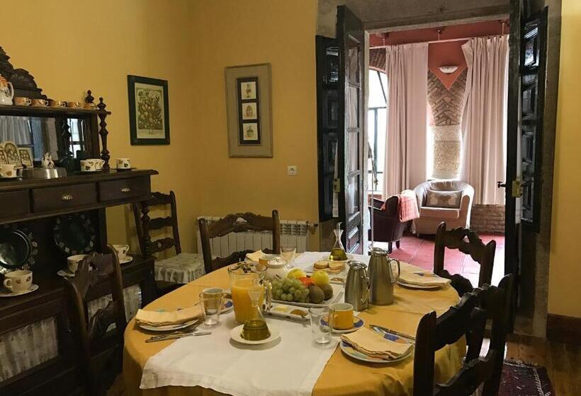 带阳台套房, Casa Rural Antolina