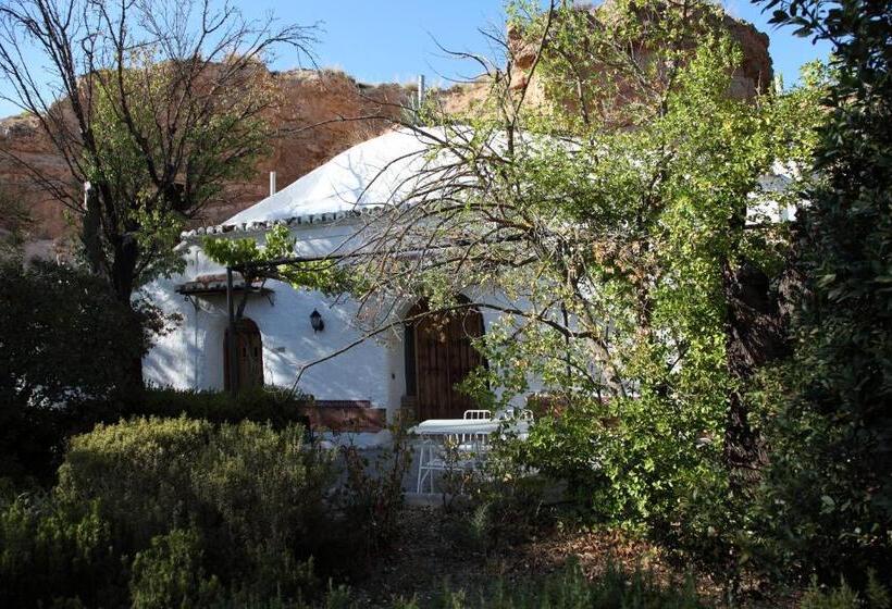 Номен Superior с Гидромассажем, Casas Cueva Y Cortijo La Tala En Guadix