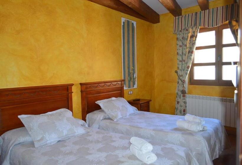 Классический Номер, Rural El Marqués