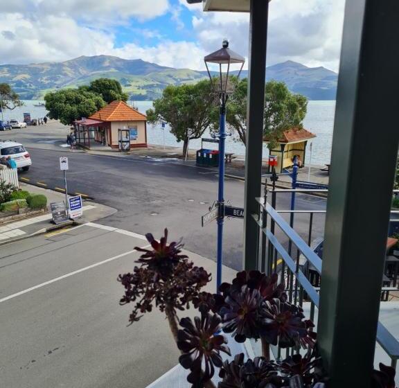 디럭스 스위트 바다 전망, Akaroa Village Inn