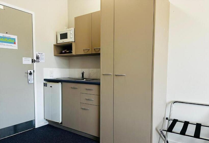 סטודיו פרמיום, Best Western Wellington