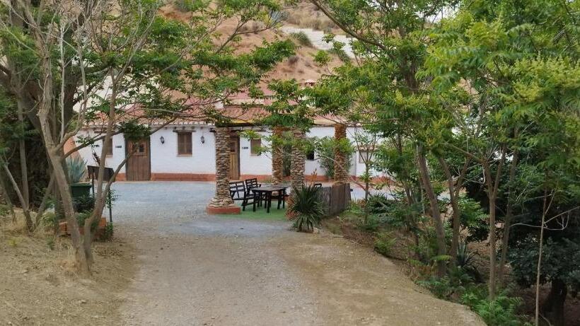 Quarto Superior com Hidromassagem, Casas Cueva Y Cortijo La Tala En Guadix
