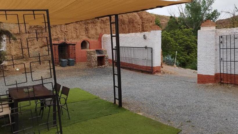 Номен Superior с Гидромассажем, Casas Cueva Y Cortijo La Tala En Guadix