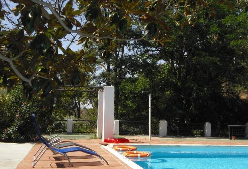 Quarto Estandar com Hidromassagem, Casas Cueva Y Cortijo La Tala En Guadix