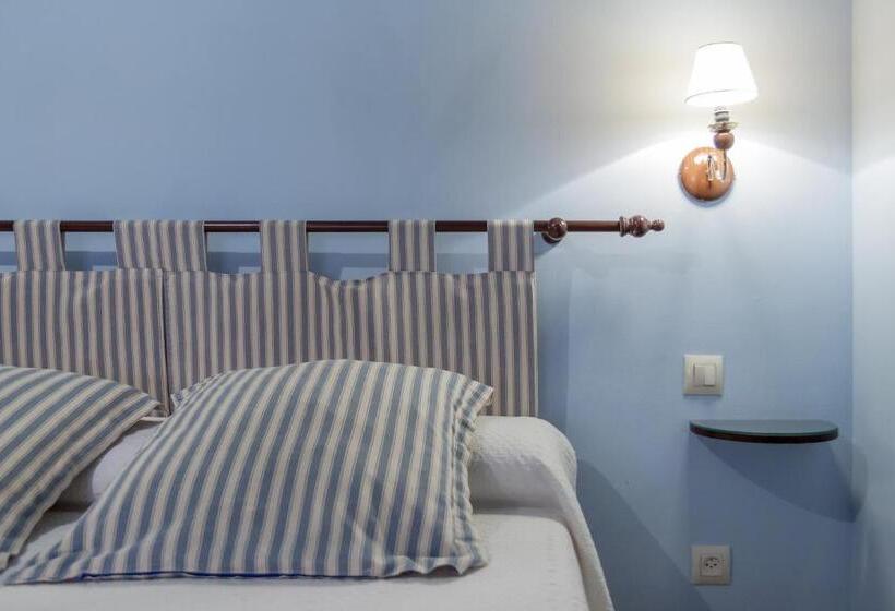 エコノミールーム, Casona De La Salceda