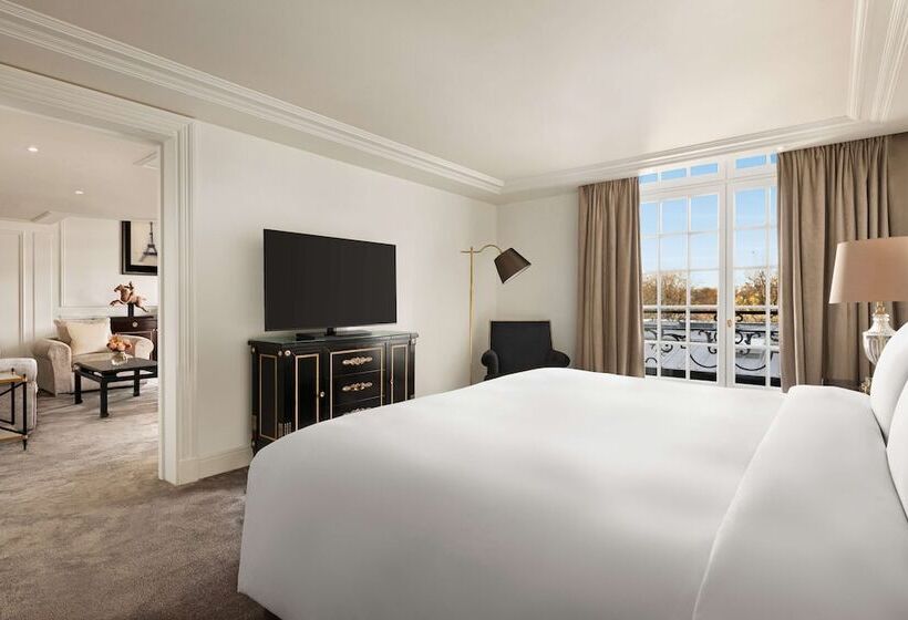 سوییت دوبلکس, Shangri La Paris