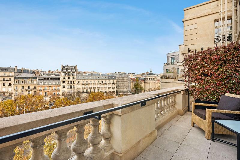 اتاق استاندارد با تراس, Shangri La Paris