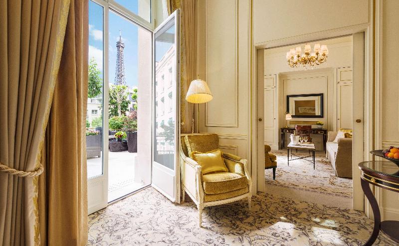 Suite with Terrace, Shangri La Paris