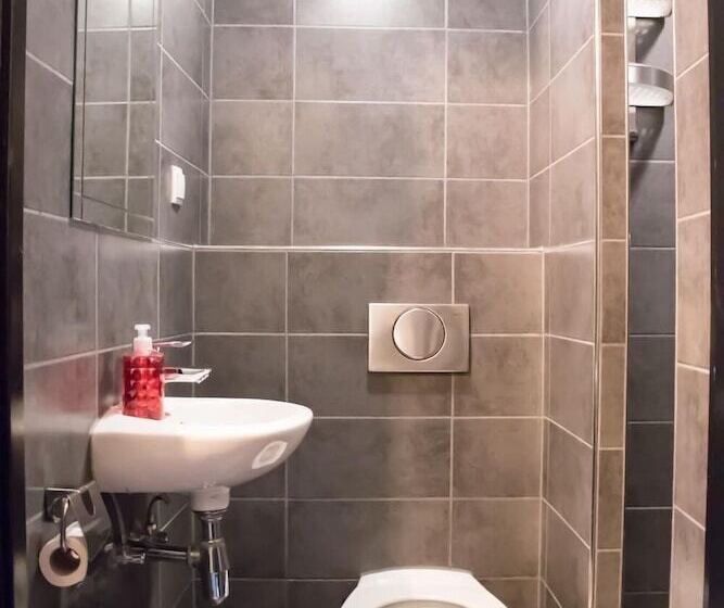 تختخواب در اتاق مشترک, Amsterdam Hostel Orfeo