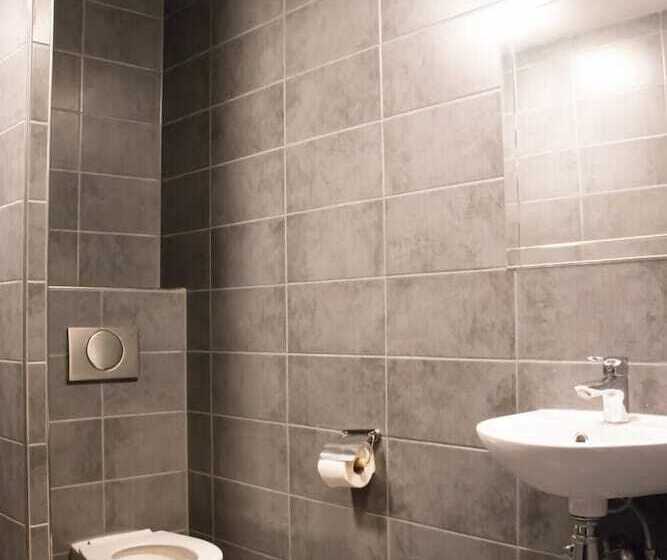 تختخواب در اتاق مشترک, Amsterdam Hostel Orfeo