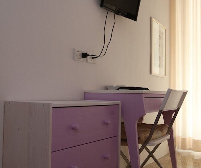 Quarto Economy Individual, Tres Jolie B&b