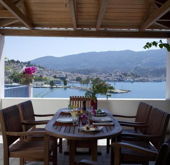سوئیت 2 خوابه, Nikis Village