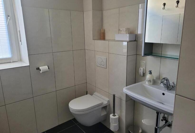 اتاق لوکس, B & B Bonvert