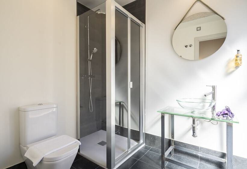 اتاق لوکس با بالکن, Azacanes Hostal Boutique Toledo