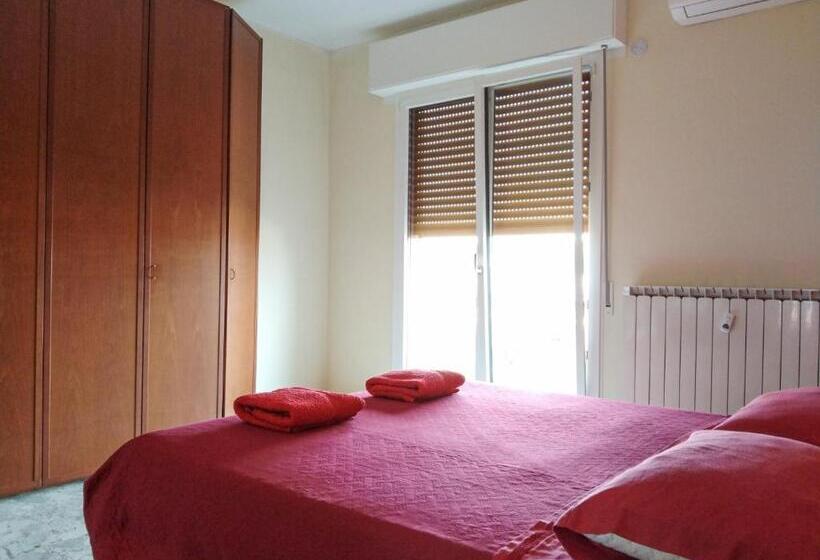 اتاق استاندارد با سرویس بهداشتی مشترک, Casa Bignardi   Affitti Brevi Italia