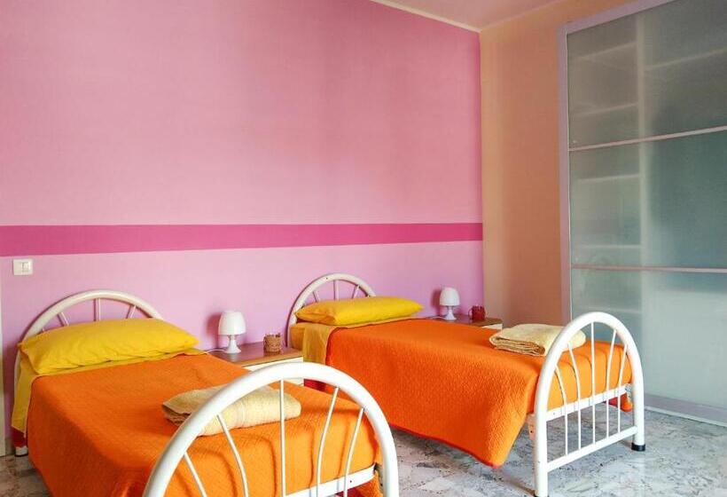 اتاق استاندارد با سرویس بهداشتی مشترک, Casa Bignardi   Affitti Brevi Italia