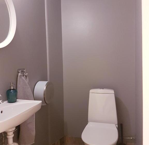 Кровать в Общей Комнате, Crafoord Place Hostel