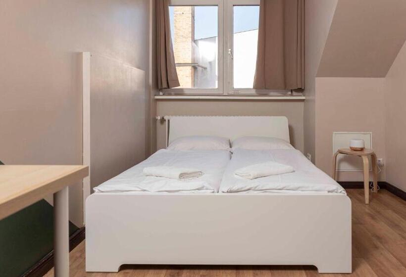 اتاق استاندارد, Eastseven Berlin Hostel