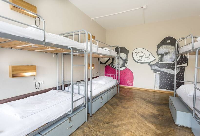 تختخواب در اتاق مشترک, Sunflower Hostel Berlin
