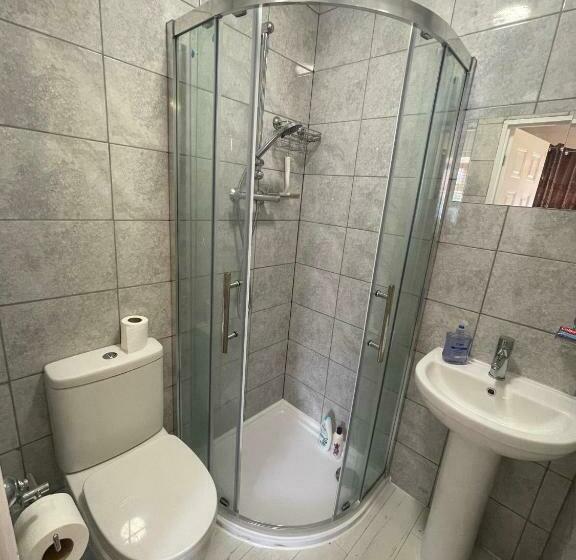 Quarto Estandar, Ashmina Holiday Let With Free Onsite Parking Not For Vans But For Cars Only