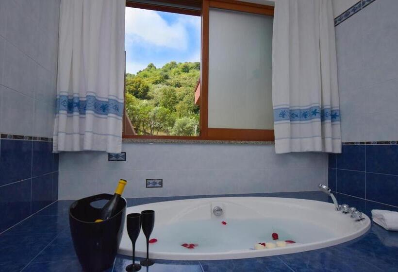 اتاق استاندارد با تخت بزرگ, Vicocolli Rooms