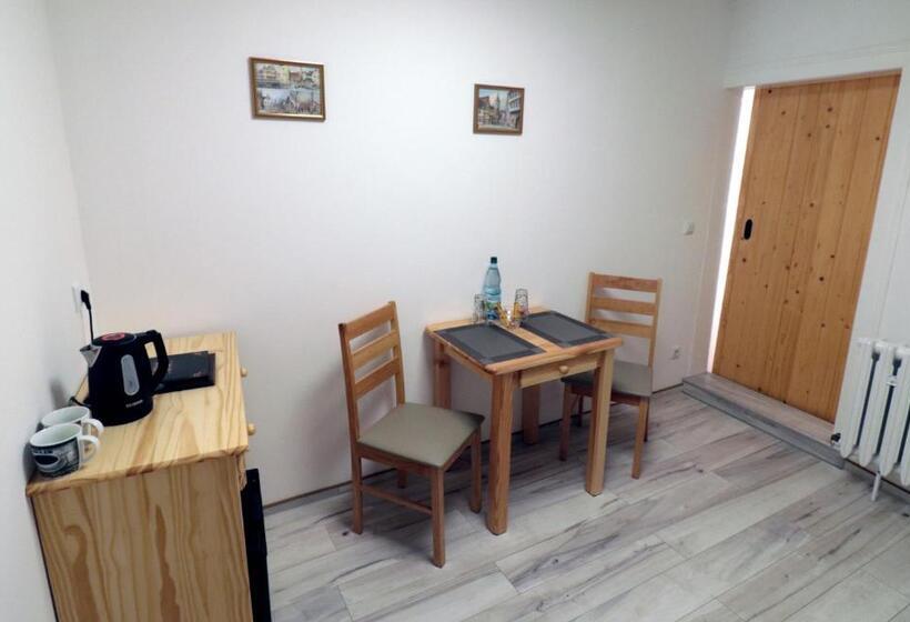 Номер Стандарт, Gästezimmer Zum Rotem Karpfen