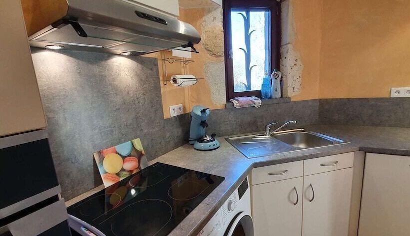 Дом 2 Спальни, Domaine Du Cardou