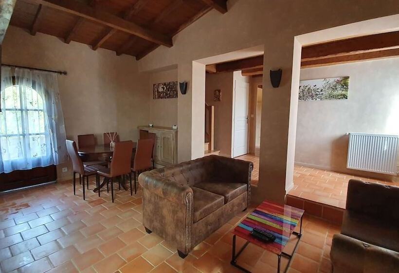 Дом 2 Спальни, Domaine Du Cardou