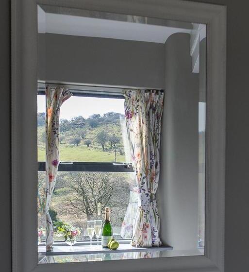 Standard room with outdoor bath, Dartmoor Inn