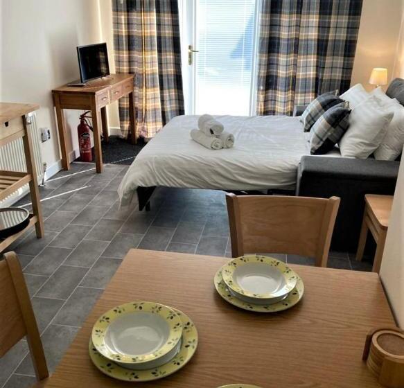 Семейный Номер, Braeside Guest House, Loch Lomond
