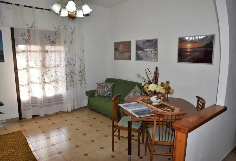 スタンダードルーム, Camere O Appartamento Intero In Locazione In Pittinuri