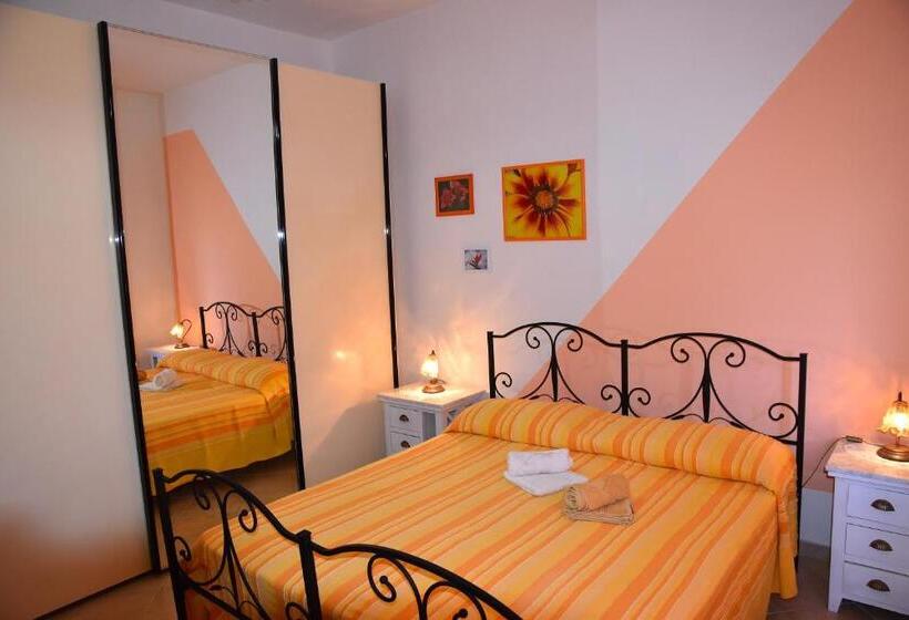 １ベッドルームアパートメント, Camere O Appartamento Intero In Locazione In Pittinuri