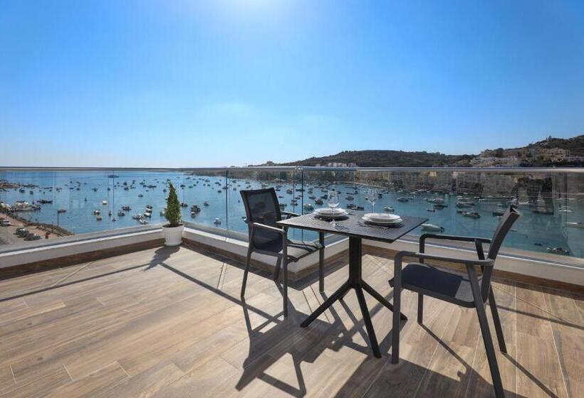 اتاق سوپریور با چشم‌انداز دریا, Seaview Stays