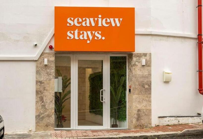 اتاق لوکس با بالکن و چشم‌انداز دریا, Seaview Stays