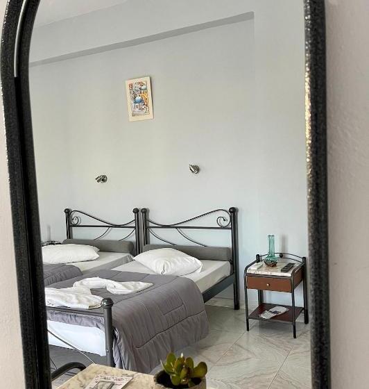 اتاق استاندارد سه نفره, Villa Agas