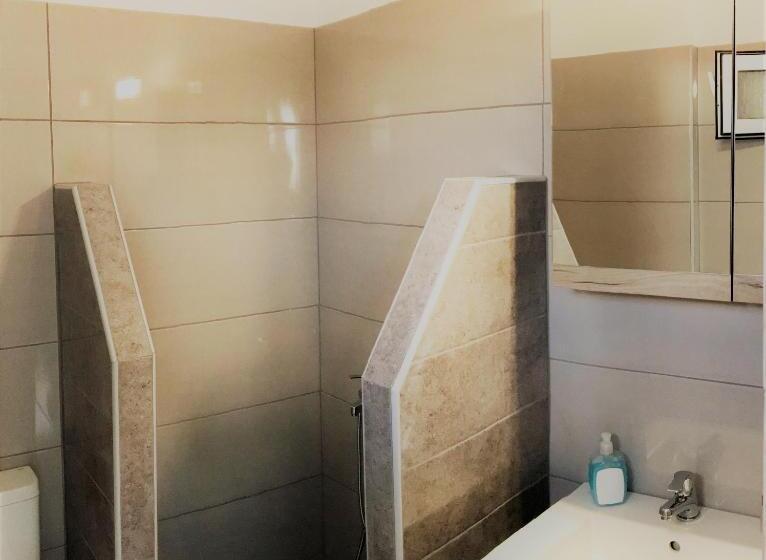 اتاق استاندارد سه نفره, Villa Agas