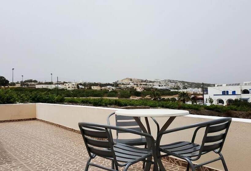 اتاق استاندارد سه نفره, Villa Agas