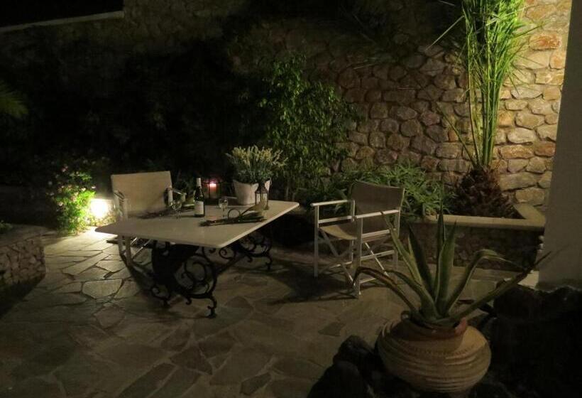 اتاق استاندارد یک نفره, Villa Manos