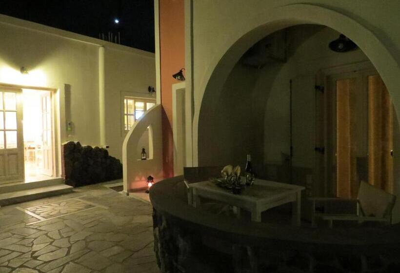 اتاق سوپریور چهار تخته, Villa Manos
