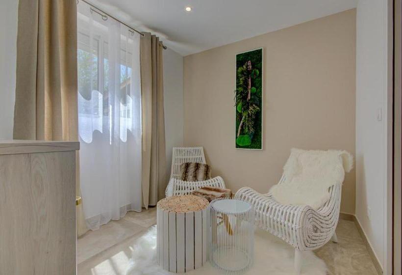 Люкс, Domaine Le Courti   Adult Only